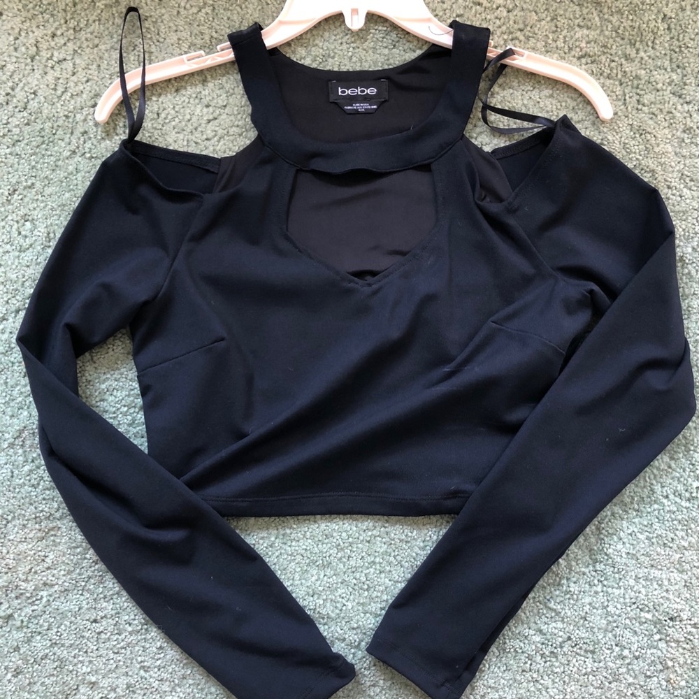 Bebe cut out crop top.